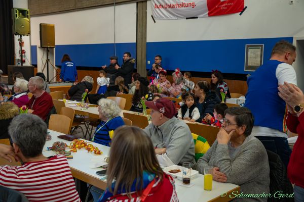 familijedaach-2024-0035A10786D-B136-3465-1214-8657BD7975CC.jpg