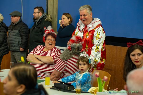 familijedaach-2024-005B465A6F2-FB27-5099-7CBB-9CF8EE68F454.jpg