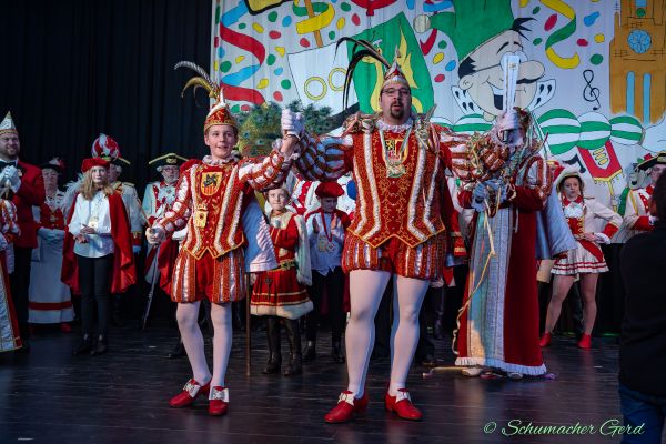 familijedaach-2024-0694F611CE3-F837-A52B-065D-87AEEC88919F.jpg