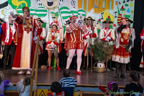 familijedaach-2024-0954C565066-92D7-7F44-658B-678D77B8F577.jpg