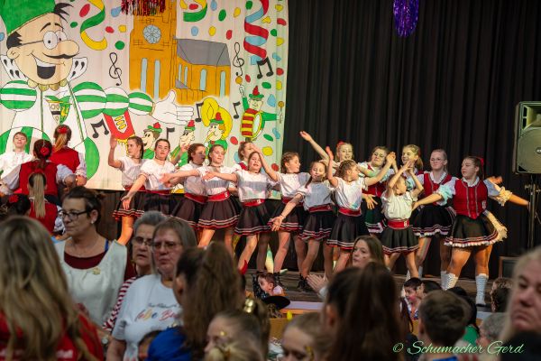 familijedaach-2024-106D2BE4C06-74A7-D2BA-165E-5CF9DA0B6B6F.jpg
