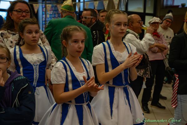 familijedaach-2024-11728D12F3C-145A-9718-15DB-8D97E2F373AD.jpg