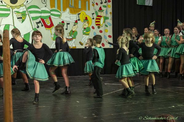 familijedach-kg-2025-1620326F033-79CC-D186-A7B0-36058D064A63.jpg