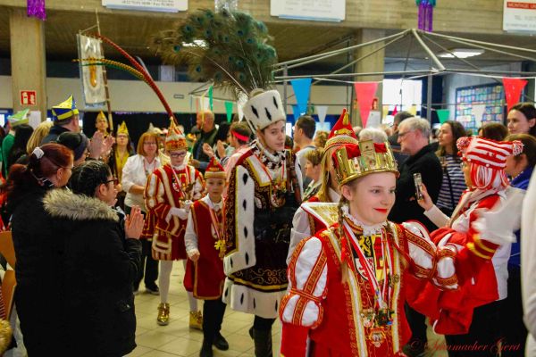 kg-familijedaach-2023-04753211838D7-FA36-1B38-40E9-069ABAE3C789.jpg