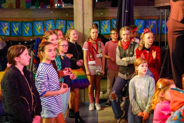 kg-familijedaach-2023-104110E6FE3815-9E08-C8A1-3D1E-AD2E33A79E8A.jpg