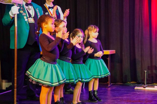 kg-familijedaach-2023-13414076450D46-1D27-62E5-6BED-18092CB83EC9.jpg