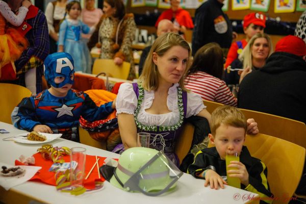 051-kg-kindersitzung-2023C12628F8-E3C5-512F-885C-D3184746C104.jpg