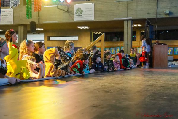 067-kg-kindersitzung-2023499B1DAF-981B-E869-D2AF-6DDB118D6A1C.jpg