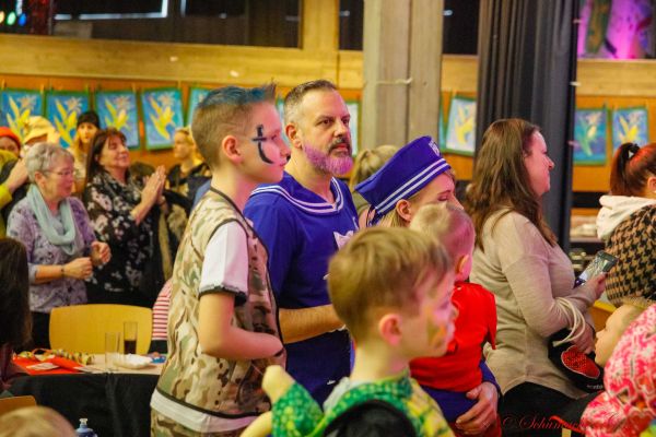 080-kg-kindersitzung-2023F936AB76-5FAB-DA4F-8D07-70DC83EB0BA3.jpg