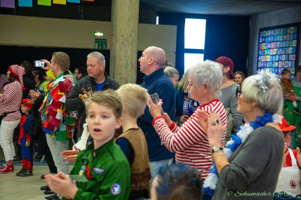 kg-kindersitzung-2024-02542B324F8-FD09-2155-53A8-737DA1C3B9A6.jpg