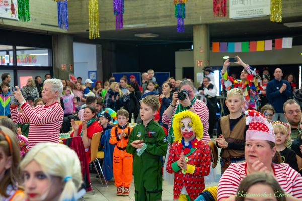 kg-kindersitzung-2024-0352EFE926F-C03F-F8D5-07AA-45DBC6C96D03.jpg
