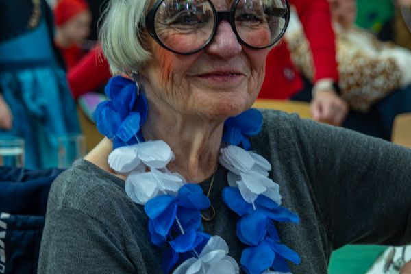 kg-kindersitzung-2024-0442E7F9425-AEE2-E789-C762-BEB31C27720A.jpg