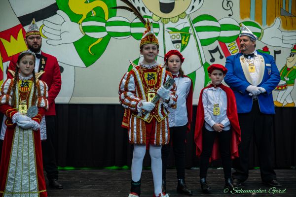 kg-kindersitzung-2024-061269E3DDD-398D-B2E3-292D-2E6AF268AFD5.jpg