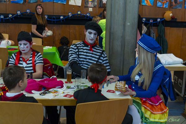 kindersitzung-kg-2025-002FF9B79B1-D7CA-9F7D-C054-9F0B85BF3879.jpg