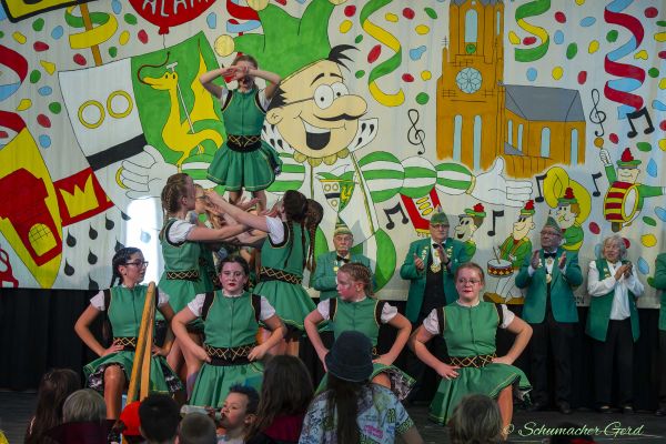 kindersitzung-kg-2025-0466844E45A-60F2-21FE-66EC-BD575F5D824D.jpg