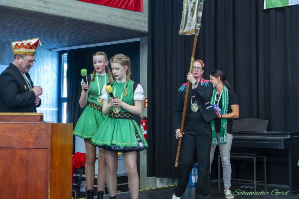 kindersitzung-kg-2025-05938DEF887-E374-B235-82BE-39BC56E74BEE.jpg