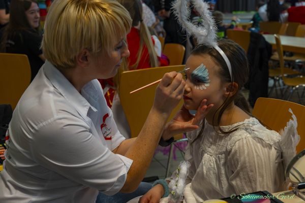 kindersitzung-kg-2025-0630D14ADD4-F971-FA02-A6A9-7D5B2BA0FF7C.jpg