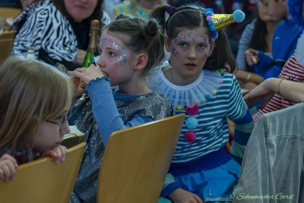 kindersitzung-kg-2025-074862F035C-712D-6B25-C792-C881165F9BA8.jpg