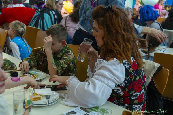 kindersitzung-kg-2025-086DF76ADB7-5122-DD1E-6E62-B29814F3BCD0.jpg