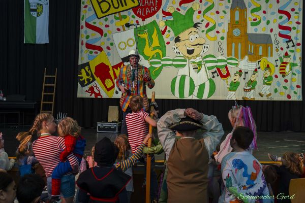 kindersitzung-kg-2025-112F05B6990-7AF6-980D-8D93-06AA7ABEFC33.jpg