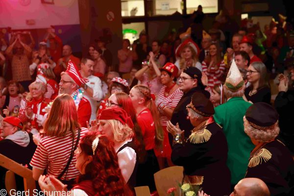 kostuemsitzung-aula-2020-166C0A8E690-5B3C-0891-C091-4178652D0A39.jpg