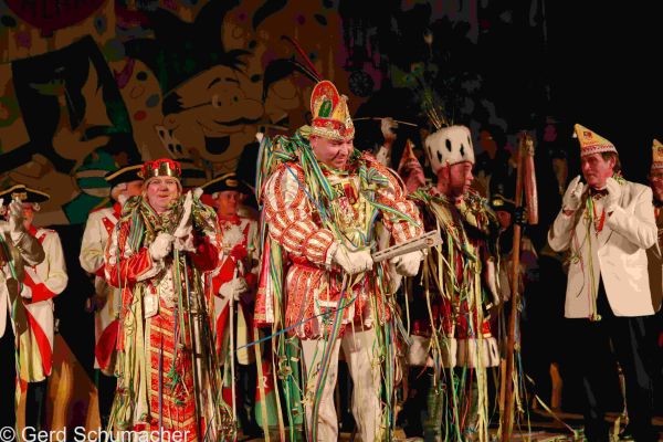 kostuemsitzung-aula-2020-19527775602-C5BE-B4AF-3087-CC22430D9874.jpg