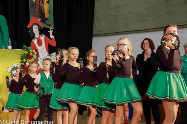 kostuemsitzung-aula-2020-2300CAE3DC-5A34-FD48-E07D-2215CB18CAEE.jpg
