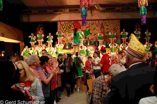 kostuemsitzung-aula-2020-278F887216A-A3D7-B175-A15D-E0E3D2901C79.jpg