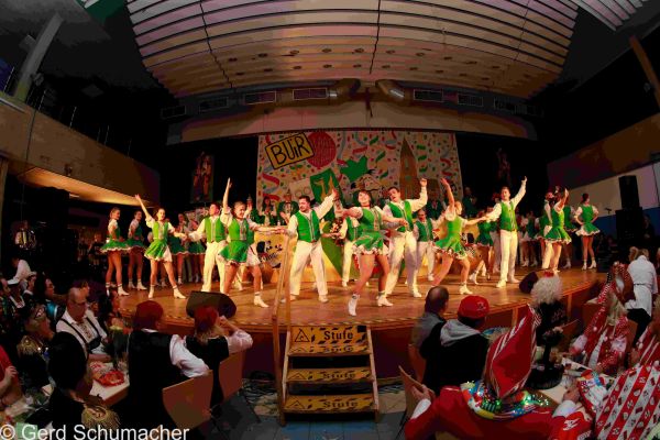 kostuemsitzung-aula-2020-29659179CE4-4AE4-181E-AFCD-9A0284FD9FBB.jpg