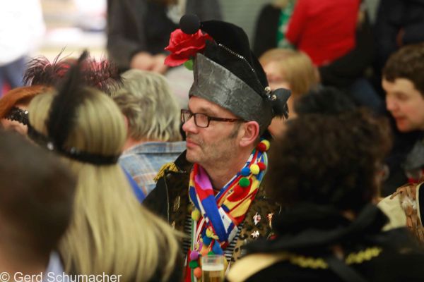 kostuemsitzung-aula-2020-3125920F9E-EE71-A1AA-3F97-32B31CAD87B3.jpg