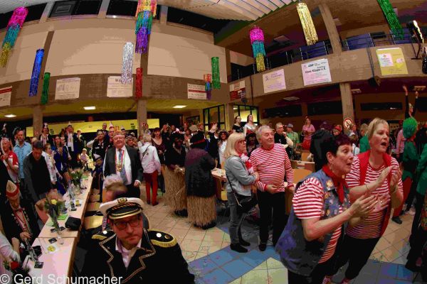 kostuemsitzung-aula-2020-318DD580000-4AFD-C8DD-7A6B-1AF620BBEE20.jpg