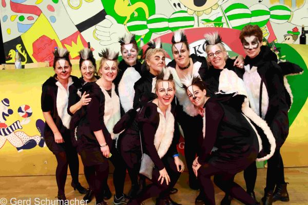kostuemsitzung-aula-2020-337FCC561-8D12-348A-AEF9-01DB7E1963ED.jpg