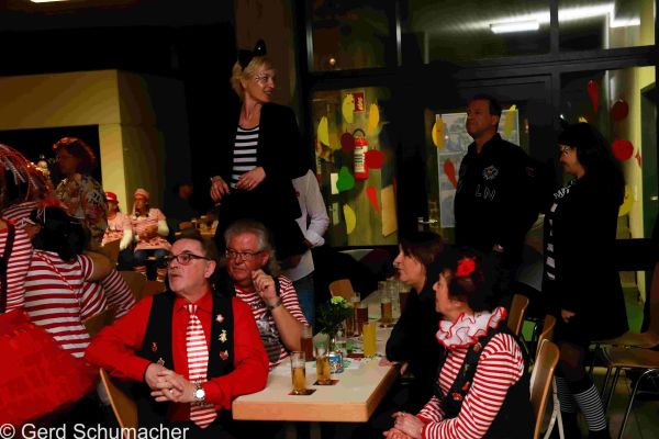 kostuemsitzung-aula-2020-946E6C125E-7ABF-3DBC-9E2C-D2FB767C1EAA.jpg