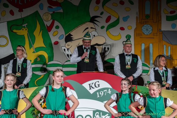 kostuemsitzung-buir-2024-004F6538016-41B1-0BAE-5EBD-818AA5B27F6F.jpg