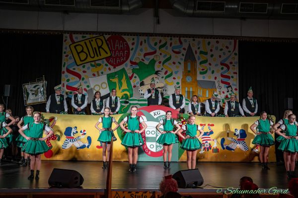kostuemsitzung-buir-2024-00577A4FFA6-2449-FB55-B0ED-B6F56AAAC2EE.jpg