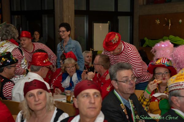 kostuemsitzung-buir-2024-015E033F229-A231-B5E1-030F-5A5057CB36D7.jpg