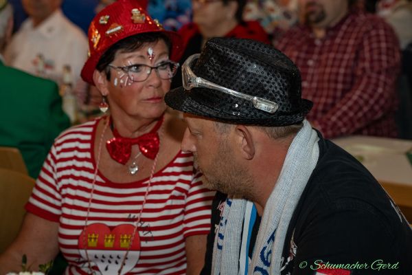 kostuemsitzung-buir-2024-0170C77C81C-32AE-B075-F8AF-298916427A4A.jpg