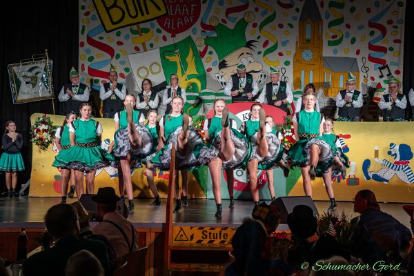 kostuemsitzung-buir-2024-021E9B3E0AC-FC88-04B9-2440-3BB526F80FAC.jpg
