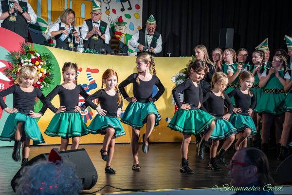 kostuemsitzung-buir-2024-031EA5AE9D2-1120-593E-ACF5-5AE0F8441837.jpg
