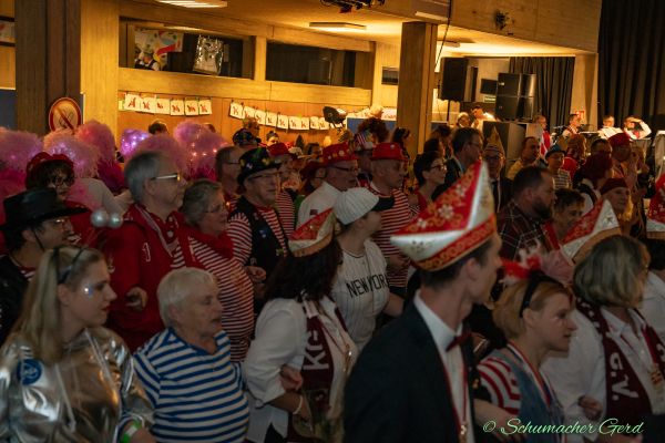 kostuemsitzung-buir-2024-044ED63776D-40BD-2D27-84A5-E6170F0D4CAF.jpg