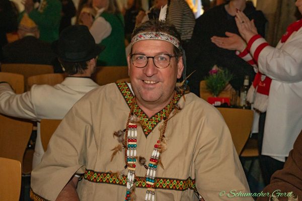 kostuemsitzung-buir-2024-0567301110F-9129-36E2-B92A-AA91EC106C43.jpg