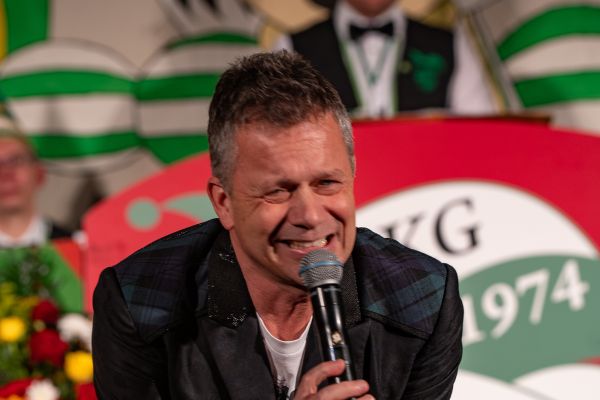 kostuemsitzung-buir-2024-0652808E455-4E2D-45D5-CEFA-FF6363A75590.jpg