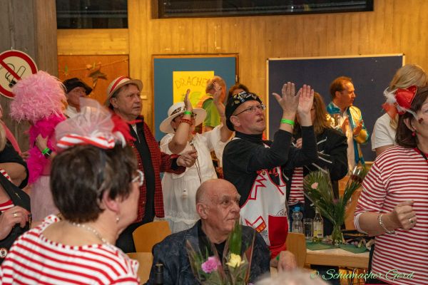 kostuemsitzung-buir-2024-0790FFEDC98-AF4E-5074-9367-70883012180C.jpg