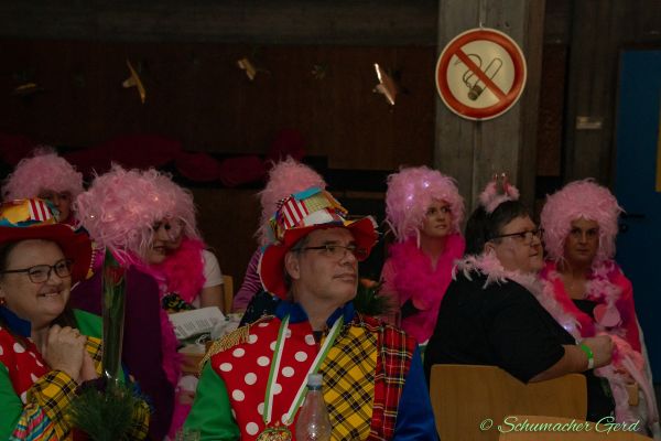 kostuemsitzung-buir-2024-133E0A98323-DF78-2A3F-57BD-BB1C4D3C42B7.jpg
