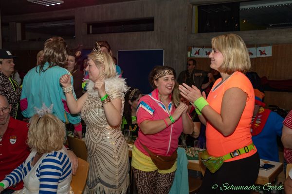kostuemsitzung-buir-2024-150BBD9C9A2-5D96-2A94-CDBF-E380D304A67E.jpg