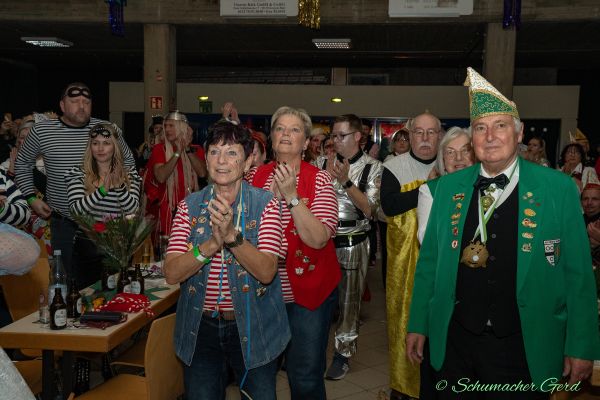 kostuemsitzung-buir-2024-1558EDFC834-767E-3876-528D-7303AA52B74A.jpg