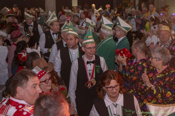 kostuemsitzung-kg-2025-01872237DB9-873E-D3CB-66A3-1EF73994F265.jpg