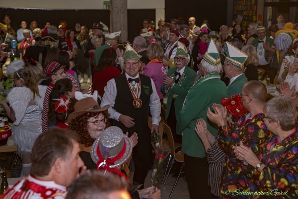 kostuemsitzung-kg-2025-019E1A7CD13-6483-1902-5A7F-397C8D2189B2.jpg