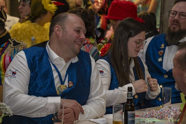 kostuemsitzung-kg-2025-16087E99936-5CF9-5CC6-1D3D-7B334D39EE53.jpg