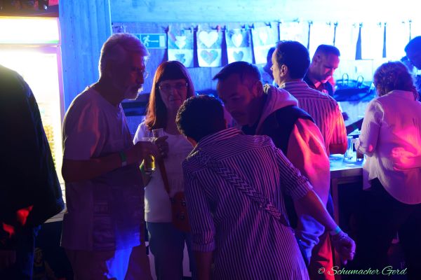 schlagerparty-kg-2024-0364F892380-BED1-C588-C01C-6F7DB2BB1E0C.jpg